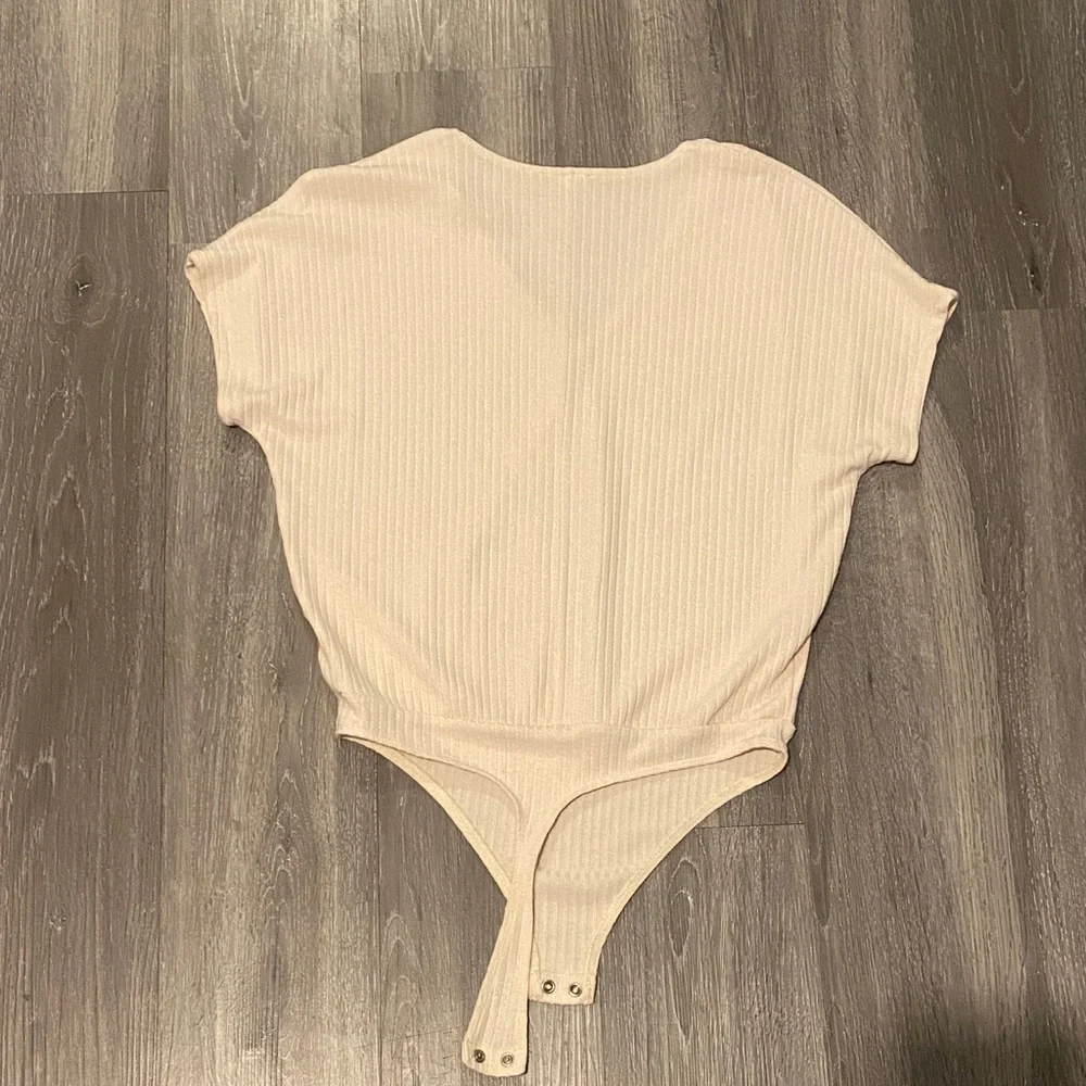 Express Cream Ribbed Bodysuit - Picture 3 of 4